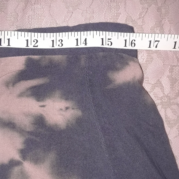 Vintage grey tie dye maxi skirt set and 2 tops - Picture 10 of 13